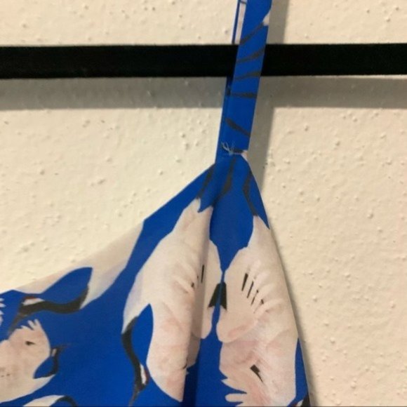 Alice + Olivia Blue Daisy Crane zip Flutter Romper - Picture 4 of 5